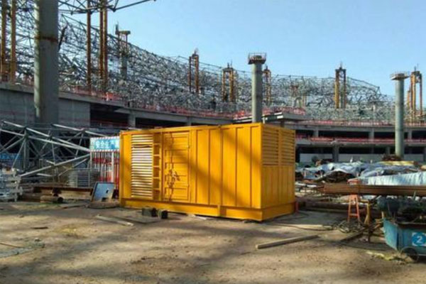 自流井发电机出租如何判断空气滤清器是否需要更换？